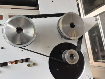 Servo motor synchronous belt frequency conversion